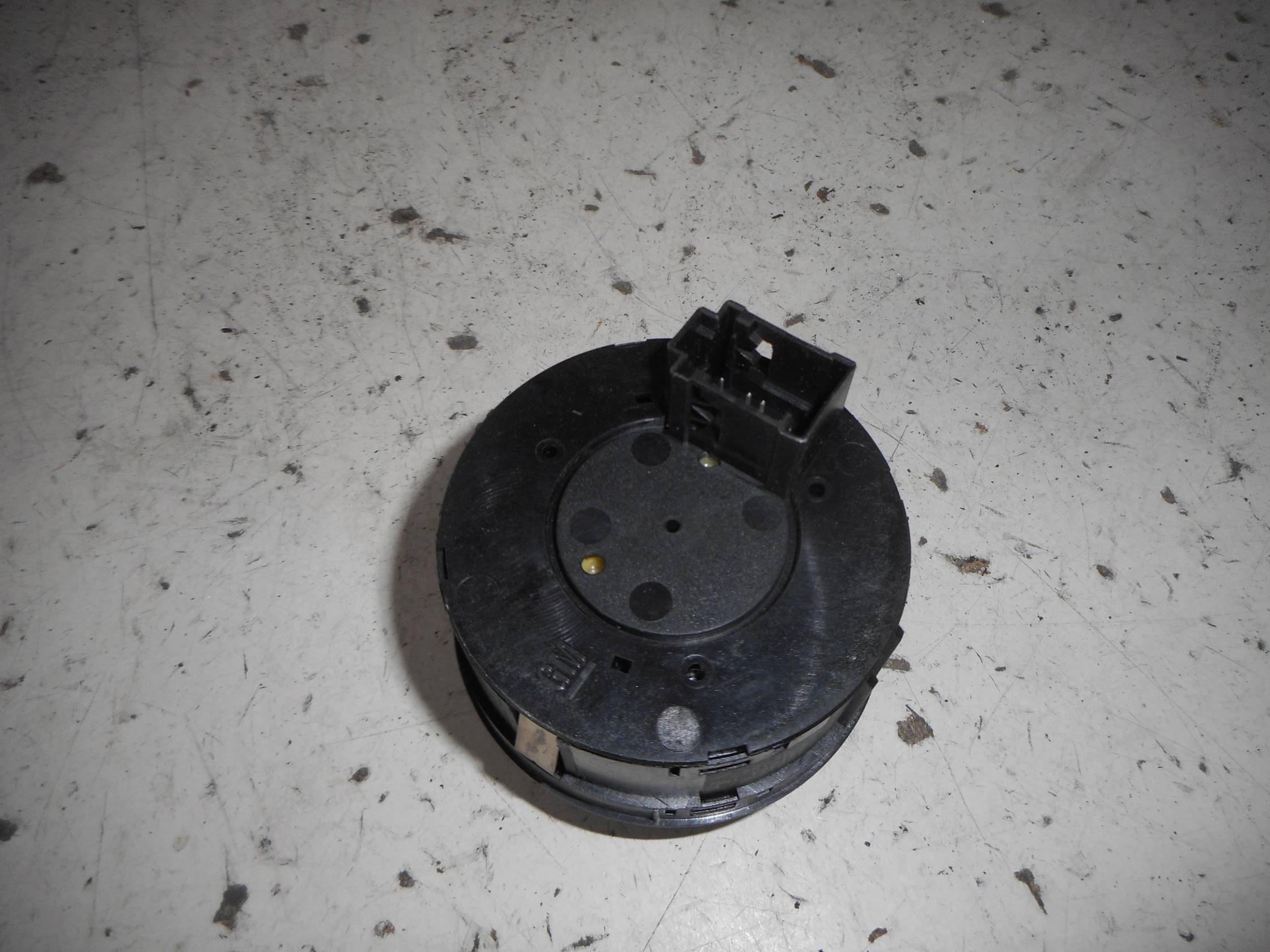 Interruttore blocco comando luci